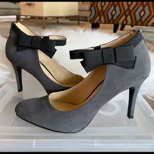 Nine West Mary Jane Bow Ankle Strap Pumps